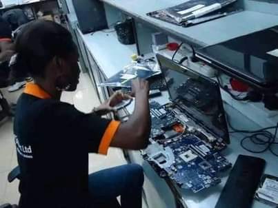 A picture of Laptop Repair