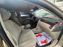 A picture of 2016 Toyota Camry 2000
