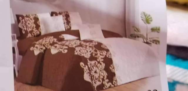 A picture of COTTON BEDSPREAD COVERS