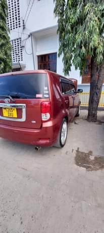 A picture of TOYOTA RUMION FOR SALE