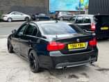 A picture of BMW 3 SERIES