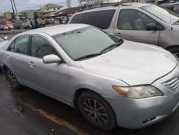 A picture of Distress Sales 2008 Toyota Camry everything is Sharp with chilling