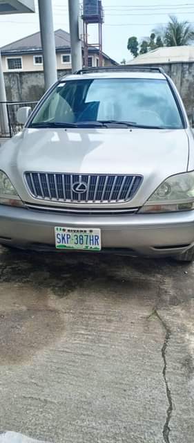 A picture of NEATLY USED LEXUS RX300 Absolutely nothing to fix Silent Engine