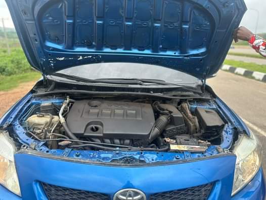 A picture of Distress 010 corolla is less than a year used and