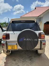 A picture of Toyota Rav 4 short chasis
