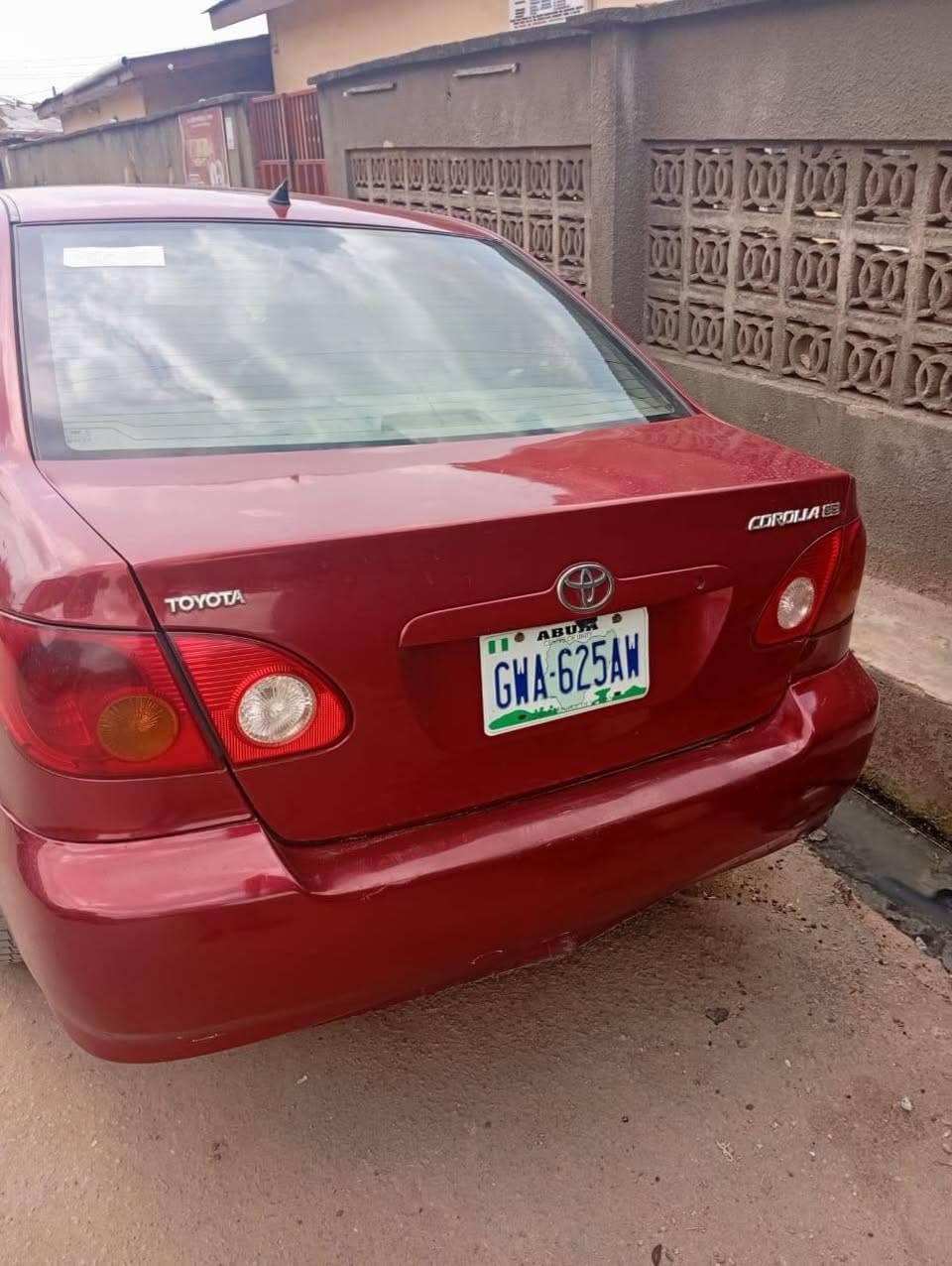 A picture of 2004 Toyota Corolla 04 model 2004 model