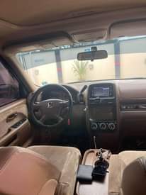 A picture of honda cr v 2004 model v4