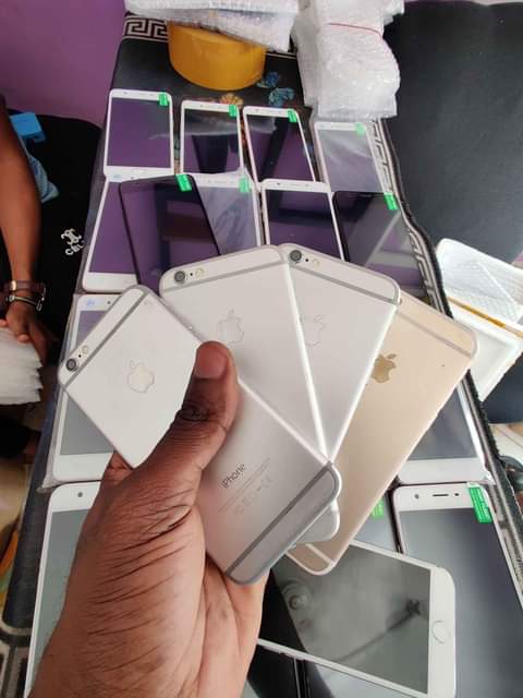 A picture of iPhone 6 GB 64