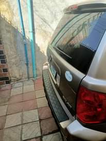 A picture of Honda pilot 2005 model
