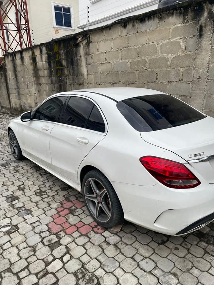 A picture of Mercedes Benz c300 2015
