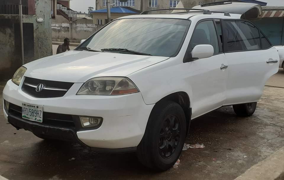 A picture of EMBER MONTH OFFER 03 04 Acura MDX available for sale
