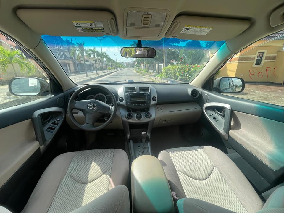 A picture of  Foreign used 2007 Toyota RAV4 