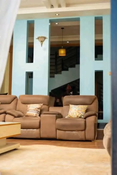 A picture of 7 beds 7 bath Apartment condo