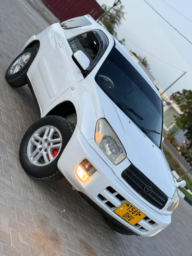 A picture of TOYOTA RAV4 KILL TIME