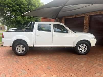 tata xenon
