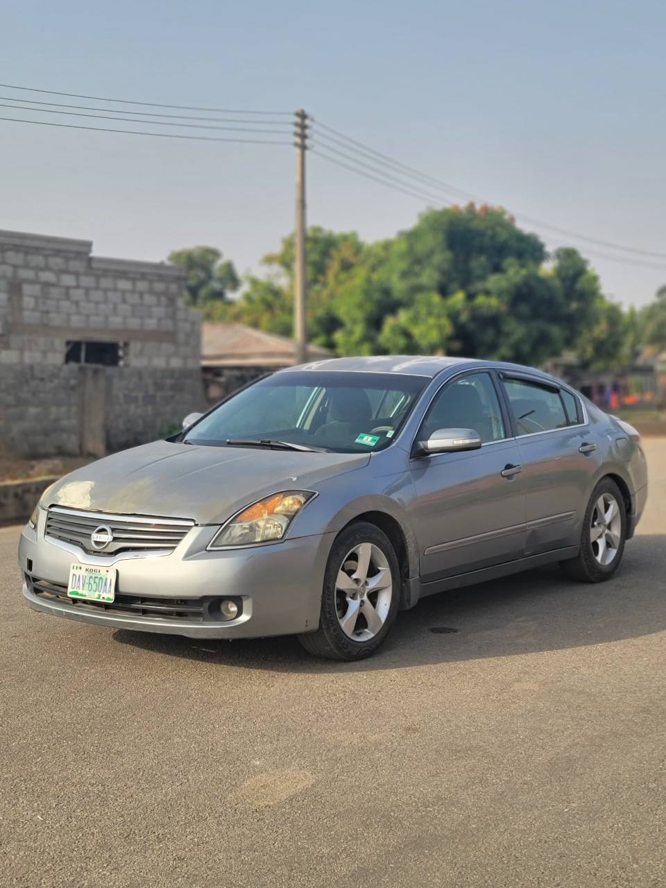 A picture of Distress Distress Distress Nissan Altima V6 2007
