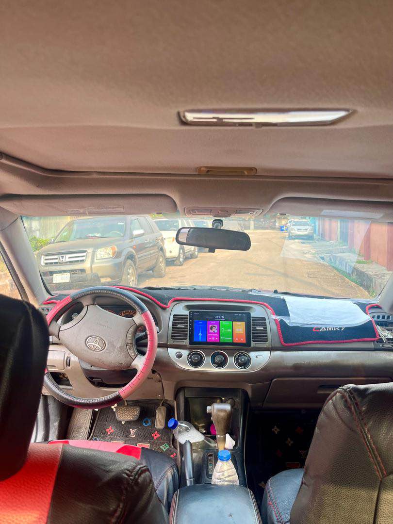 A picture of 2005 Toyota Camry