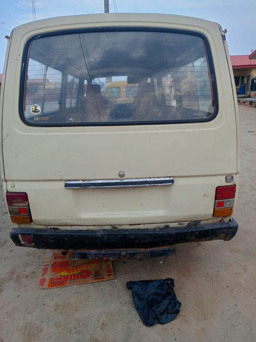 A picture of Tokunbo Nissan Bus