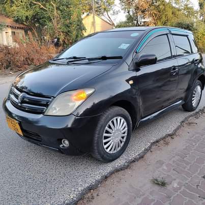 A picture of TOYOTA IST ON SALE