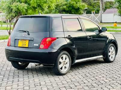 A picture of Toyota Ist