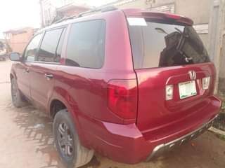 A picture of 2004 Honda Pilot