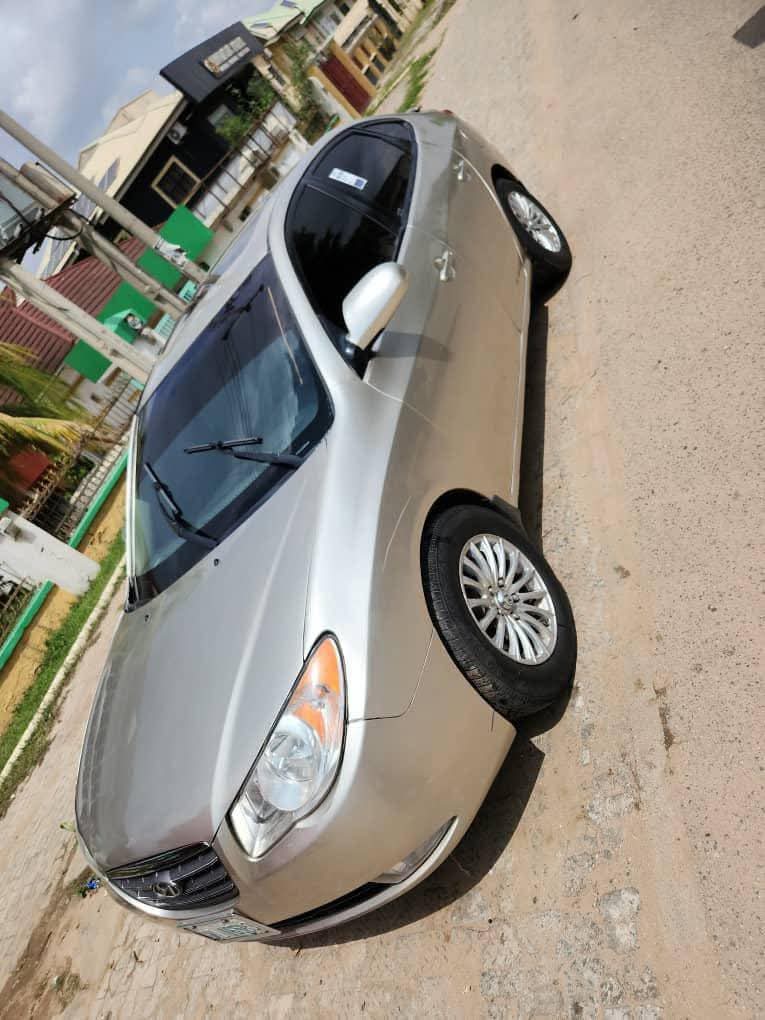 A picture of 2010 Hyundai elantra