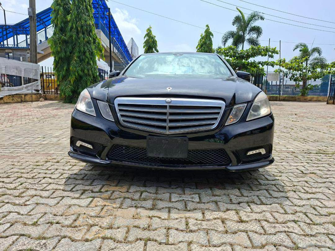 A picture of DISTRESS 2012 MERCEDES BENZ E350 07066049055