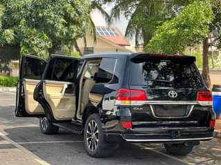 A picture of Toyota Land Cruiser Prado
