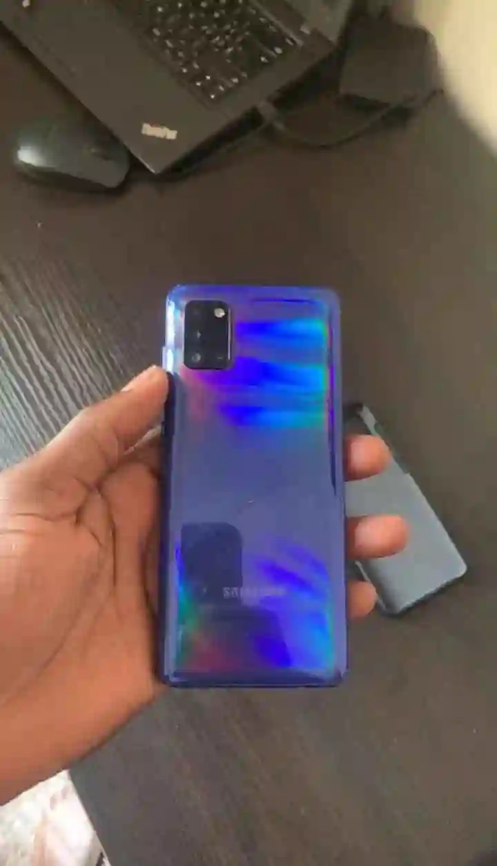 A picture of Samsung Galaxy A30 128gb ROM 4gb RAM available for sell