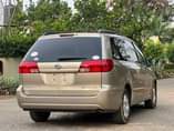 A picture of CLEAN DIRECT BELGIUM TOYOTA SIENNA 2005 MODEL 4 5M NET