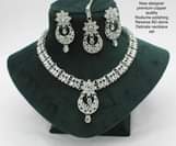 A picture of Necklace sets