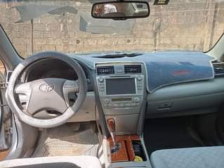 A picture of 2010 Toyota Camry Sedan