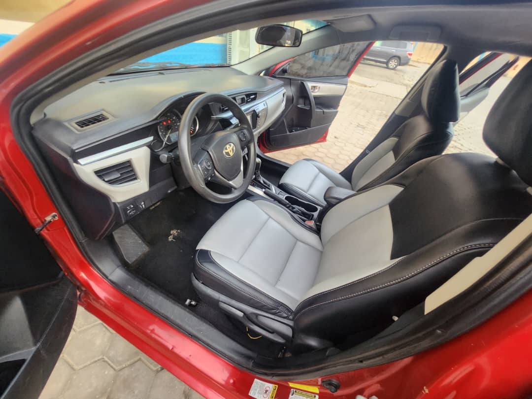 A picture of Toyota Corolla 2015