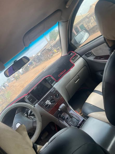 A picture of Toyota Corolla 2006