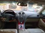 A picture of 2009 es350