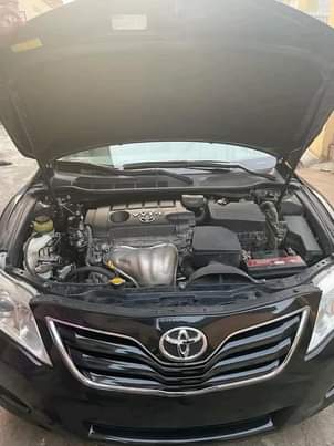 A picture of Tokumbo toyota camry 2010