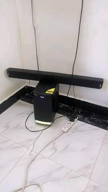 A picture of sabufa BOSS sound bar