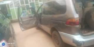 A picture of Sienna 99m9del engine gear ac needs gas distres sales price
