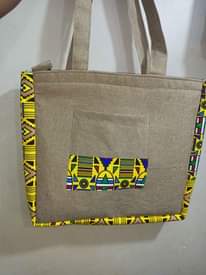 A picture of Tote bags