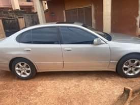 A picture of Lexus ES300