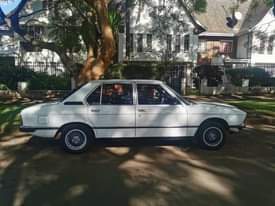 classifieds/cars bmw