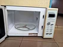 A picture of MICROWAVE YA DIJITALI ORIGINAL BEI YA HASARA 85 0000 