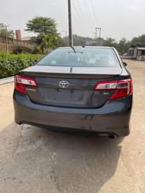 A picture of Toyota Camry SE 2012