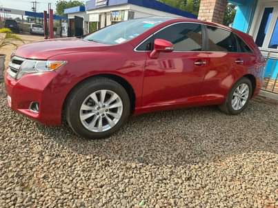 A picture of Toyota venza