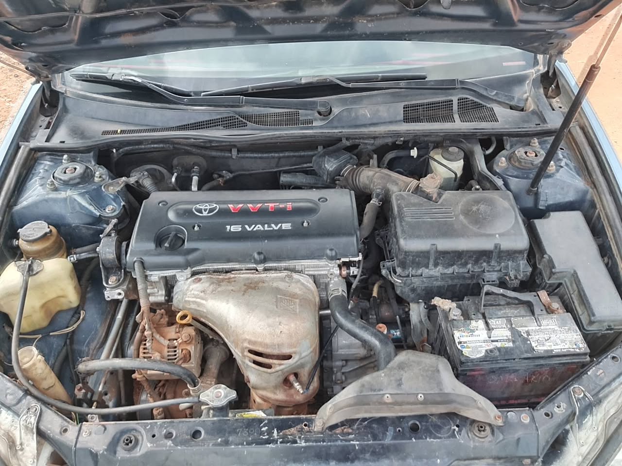 A picture of Toyota Camry LE 2004