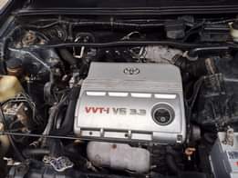 A picture of SUPER CLEAN 2005 MODEL TOYOTA HIGHLANDER FIRST BODY 3 SEATER