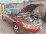 A picture of Honda Accord year 07 Tok standard engine and transmission and