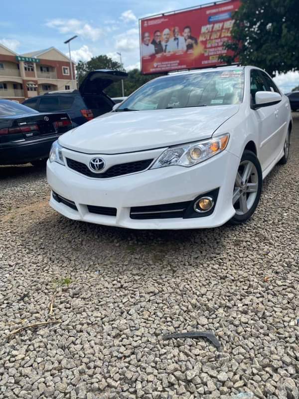 A picture of DISTRESS SALE Direct Belgium Toyota Camry 2014 Untampered Engine AC