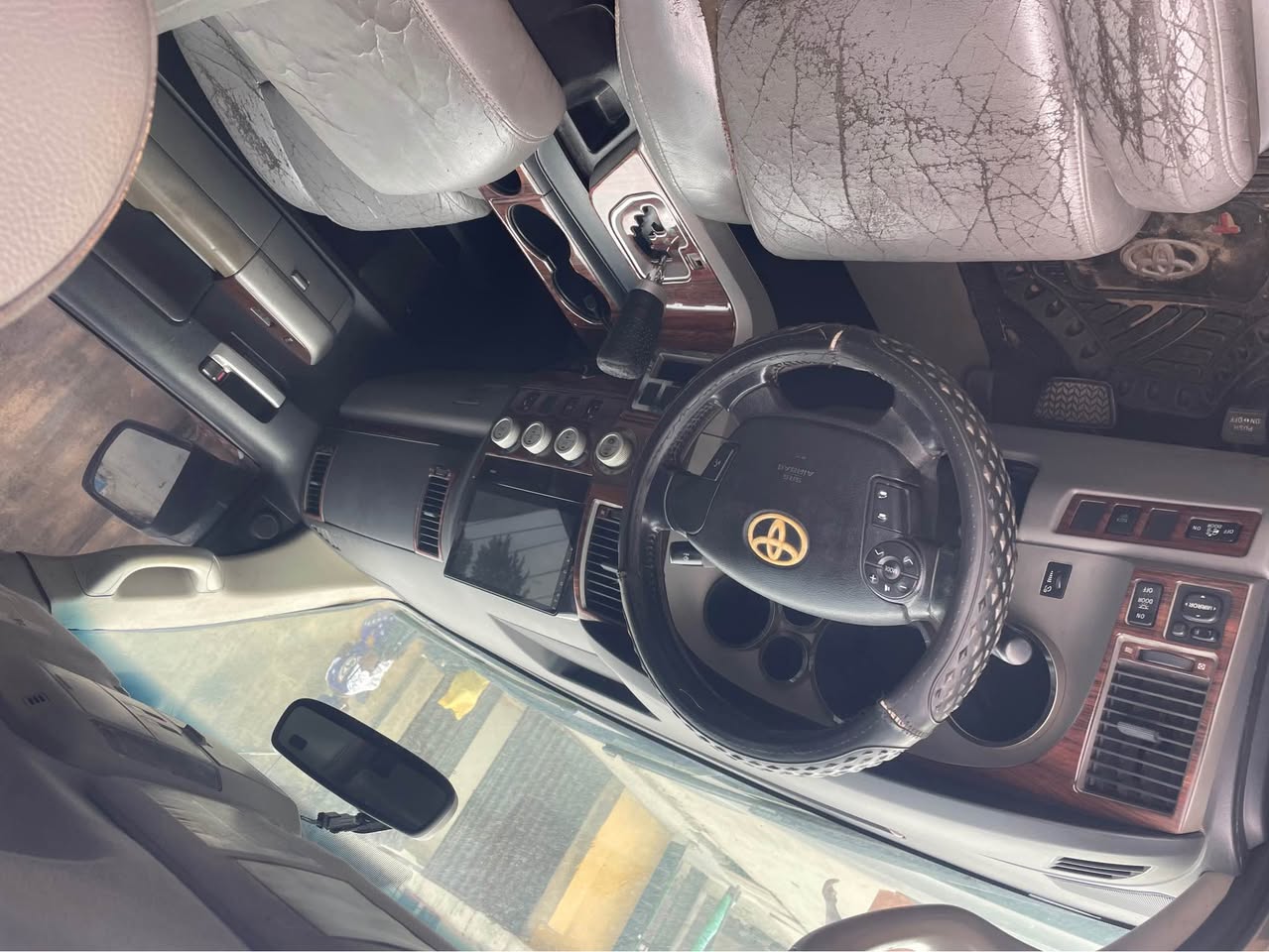 A picture of Toyota tundra 2009