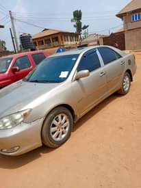 A picture of 2004 Toyota Camry Salon